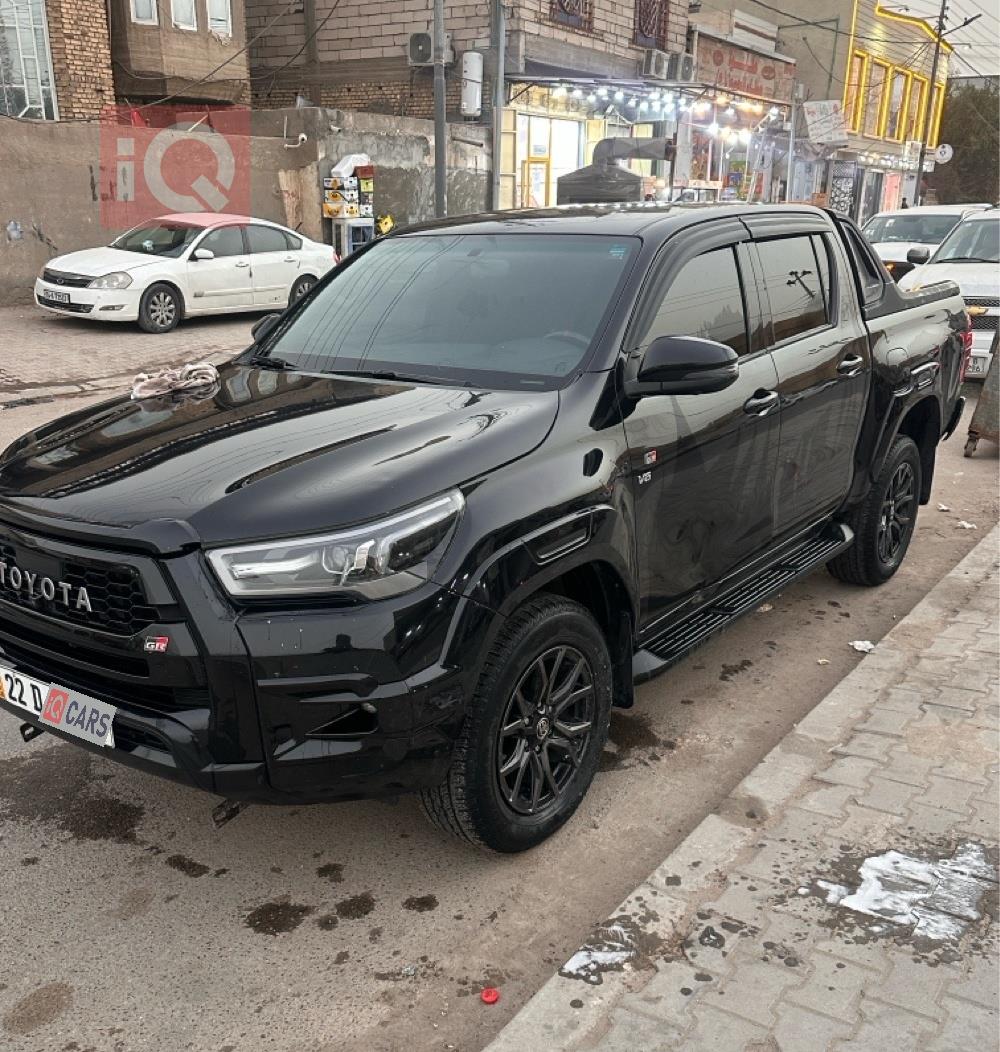 تويوتا هايلوكس